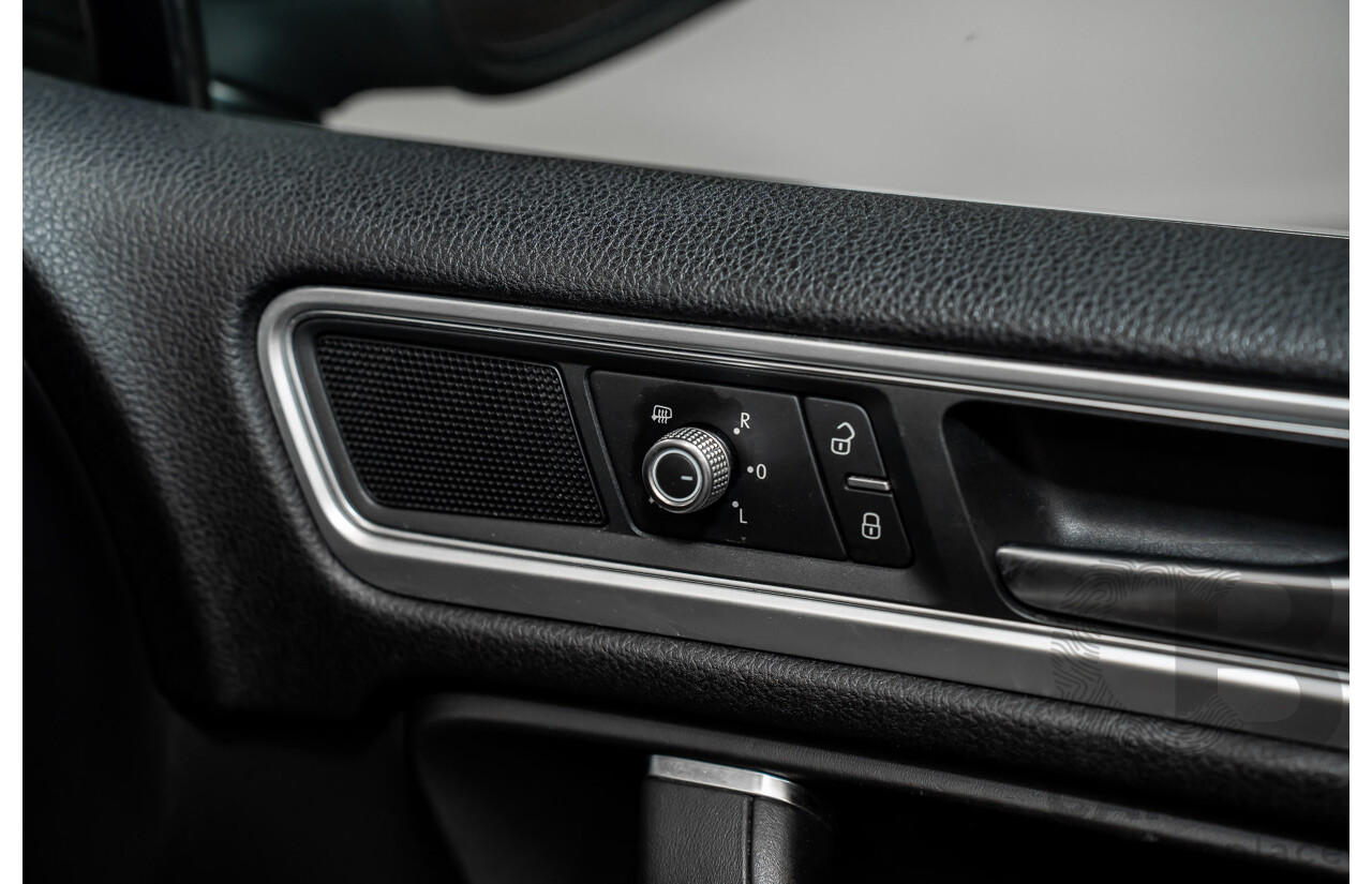 05/2017 Volkswagen Touareg V6 (AWD) 7P MY17 4D Wagon Pure White Turbo Diesel 3.0L