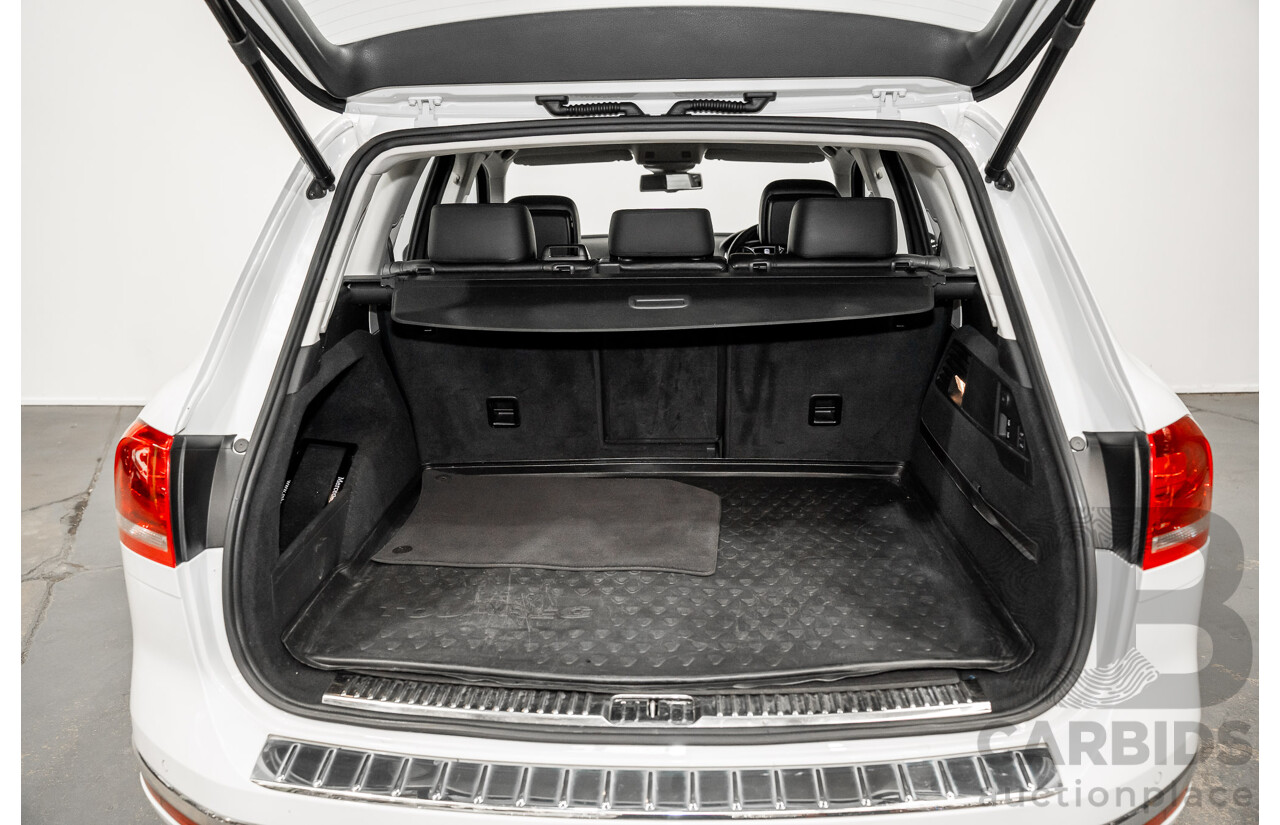 05/2017 Volkswagen Touareg V6 (AWD) 7P MY17 4D Wagon Pure White Turbo Diesel 3.0L