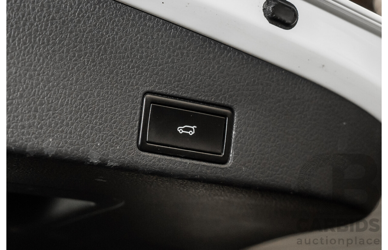 05/2017 Volkswagen Touareg V6 (AWD) 7P MY17 4D Wagon Pure White Turbo Diesel 3.0L