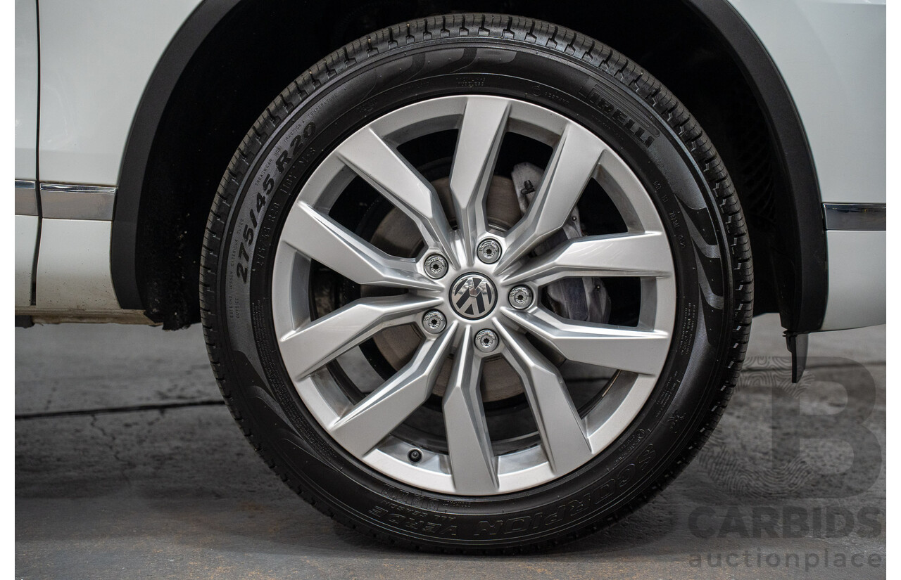 05/2017 Volkswagen Touareg V6 (AWD) 7P MY17 4D Wagon Pure White Turbo Diesel 3.0L