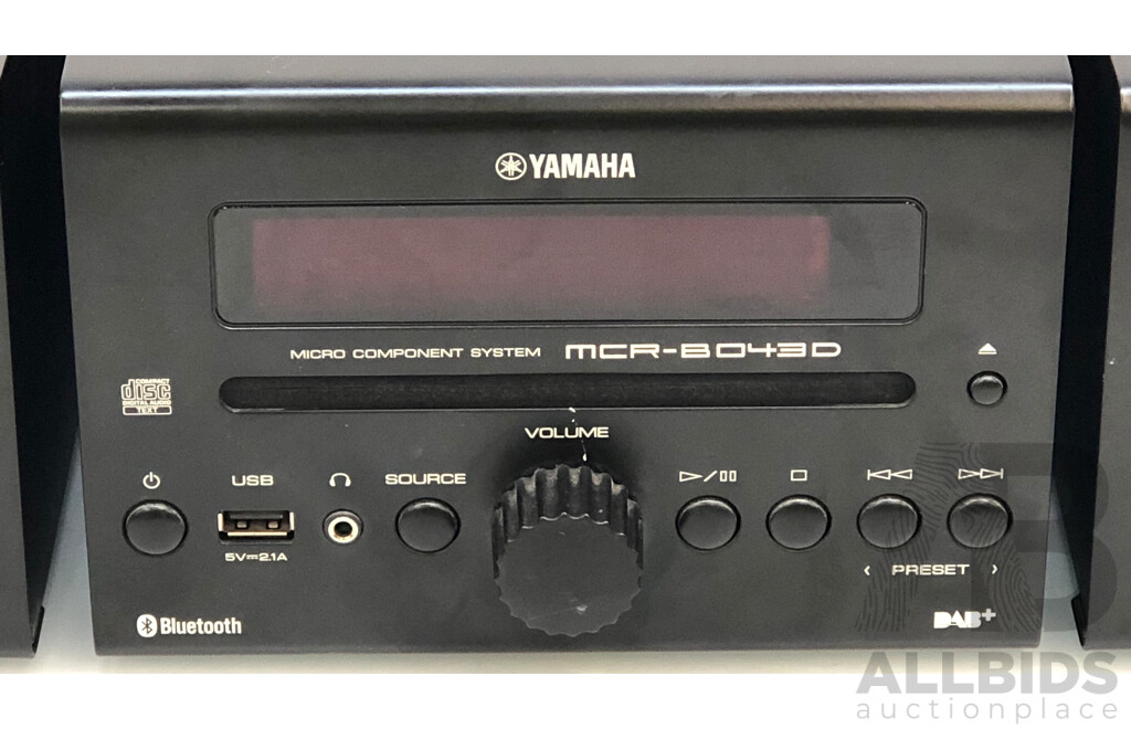 Yamaha MCR-B043D Micro Component System