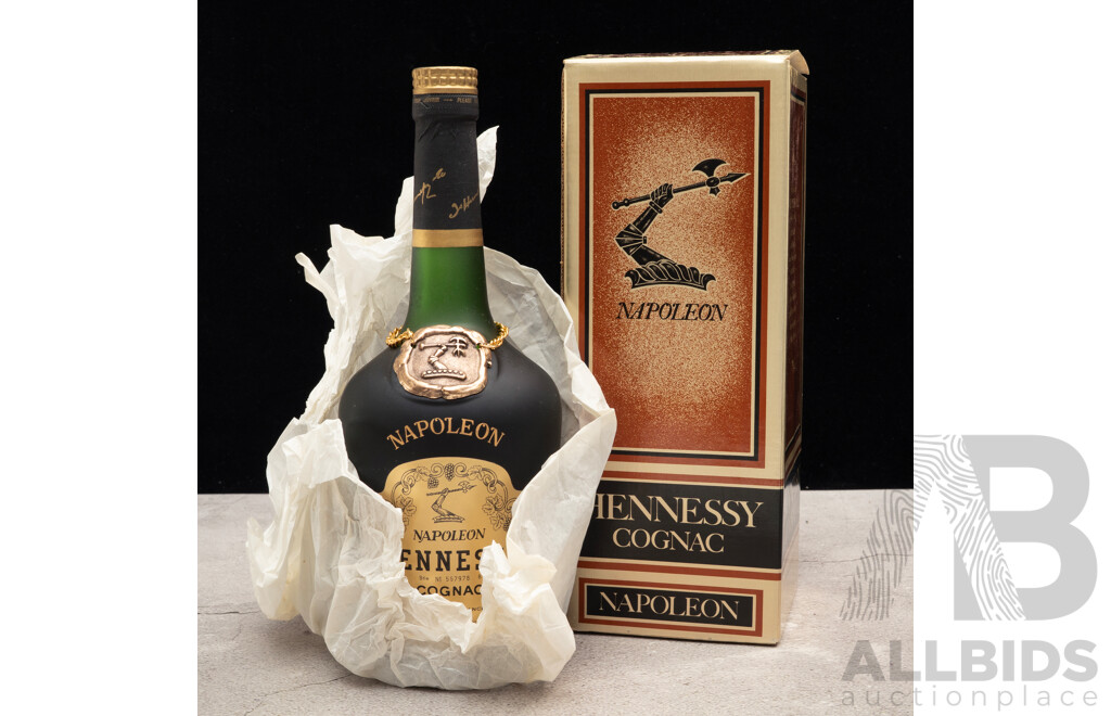 Early Napoleon Hennessy Cognac in Presentation Box