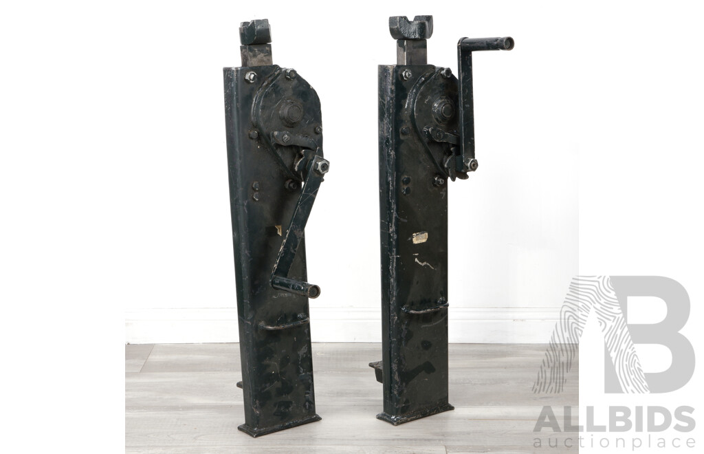 Pair Vintage Australian Army Single Leg Heavy Duty Jacks