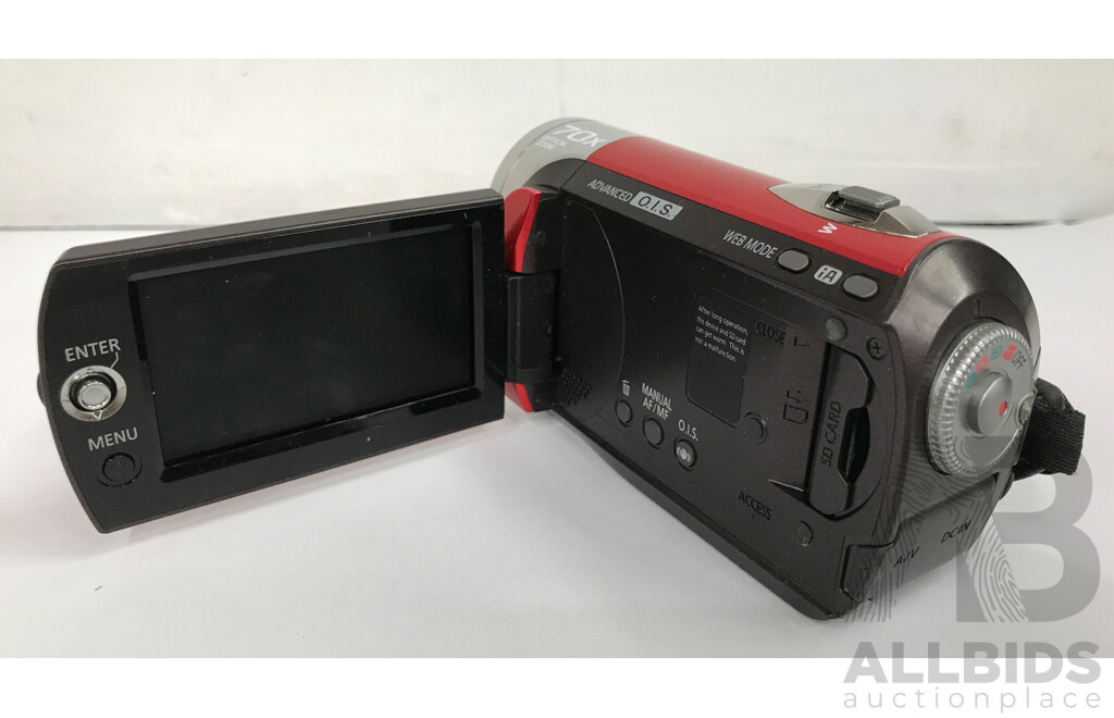 Panasonic (SDR-S26) SD Camcorder