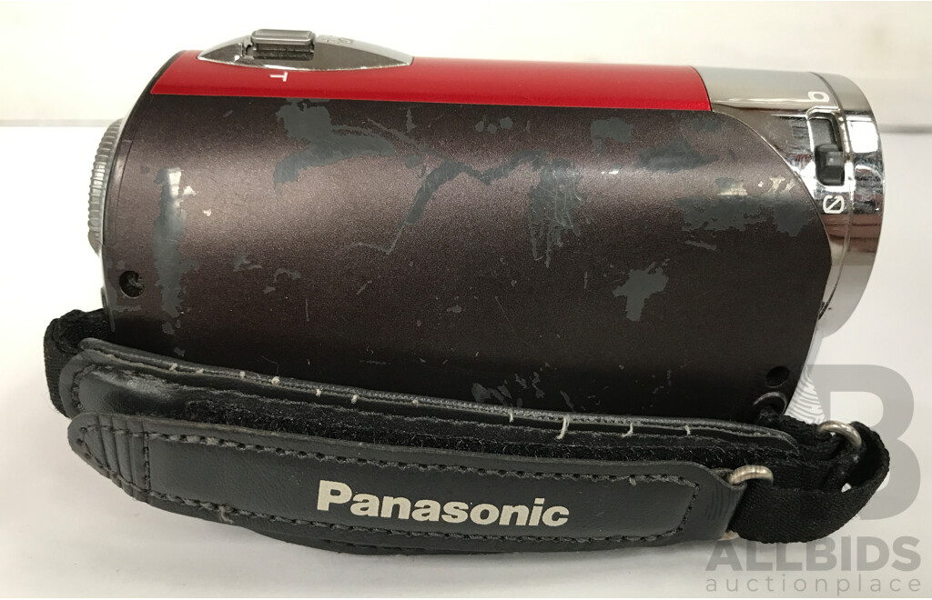 Panasonic (SDR-S26) SD Camcorder