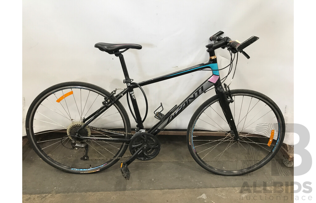 Avanti 27 Speed Hybrid Bike