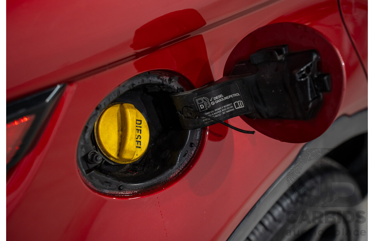 6/2013 Range Rover Evoque TD4 Pure LV MY13 5d Wagon Firenze Red Metallic/Santorini Black Roof Turbo Diesel 2.2L