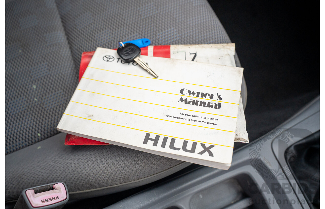 3/2005 Toyota Hilux LN147R Dual Cab P/Up Vanilla White Turbo Diesel 3.0L