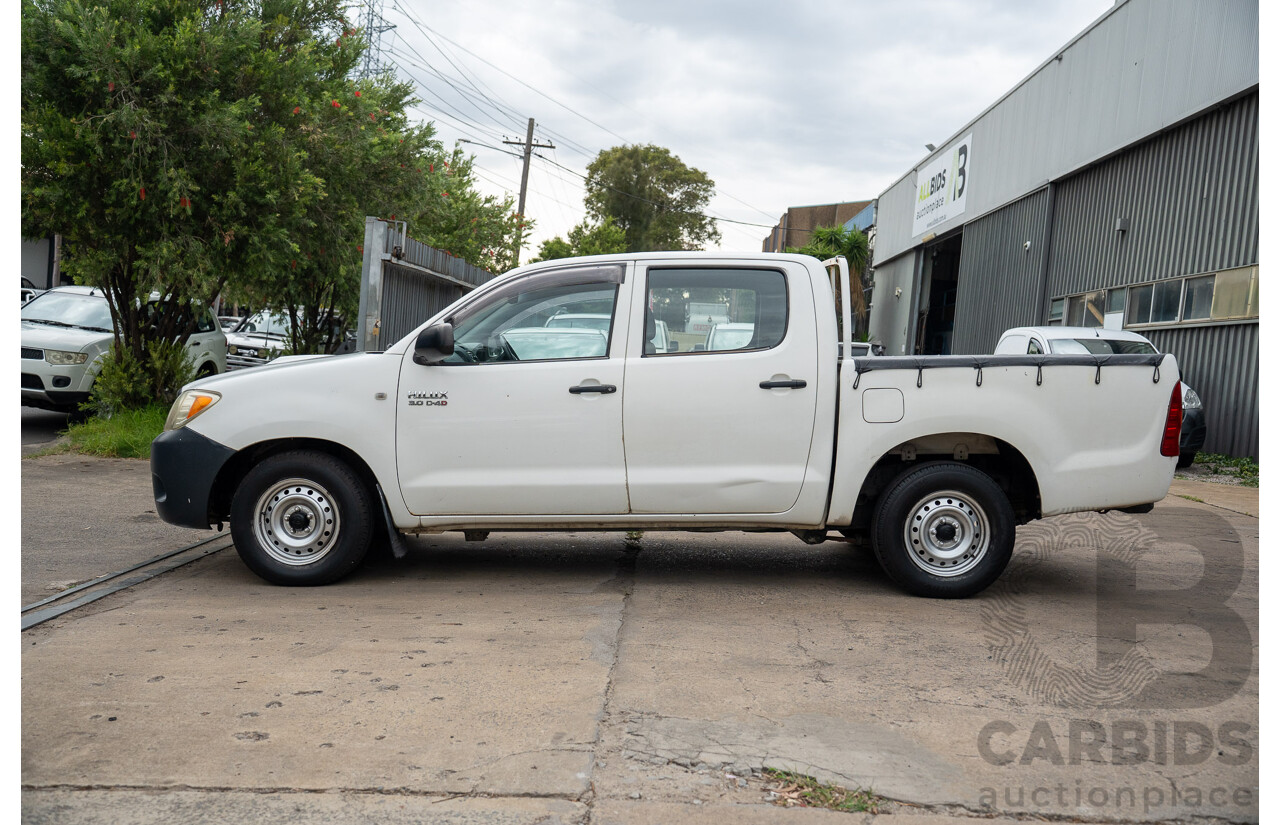 3/2005 Toyota Hilux LN147R Dual Cab P/Up Vanilla White Turbo Diesel 3.0L