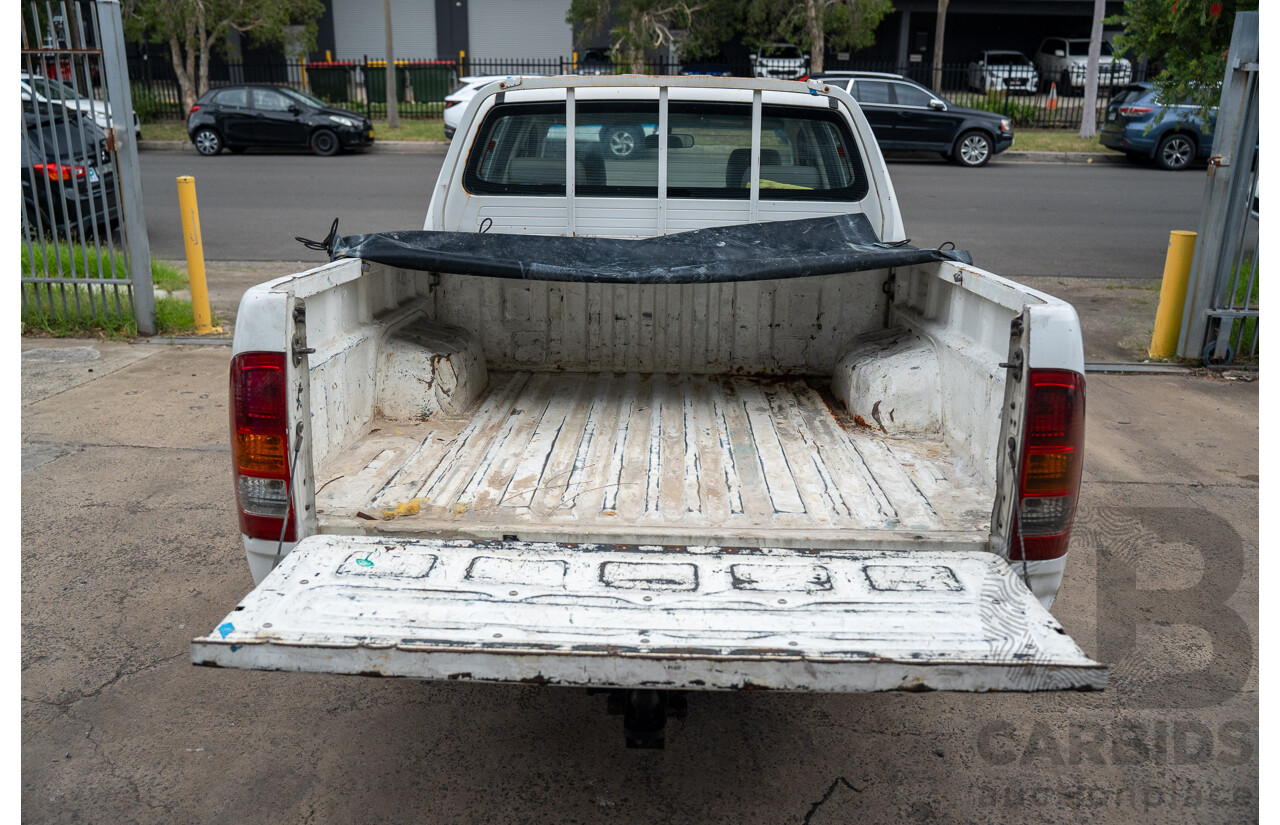 3/2005 Toyota Hilux LN147R Dual Cab P/Up Vanilla White Turbo Diesel 3.0L