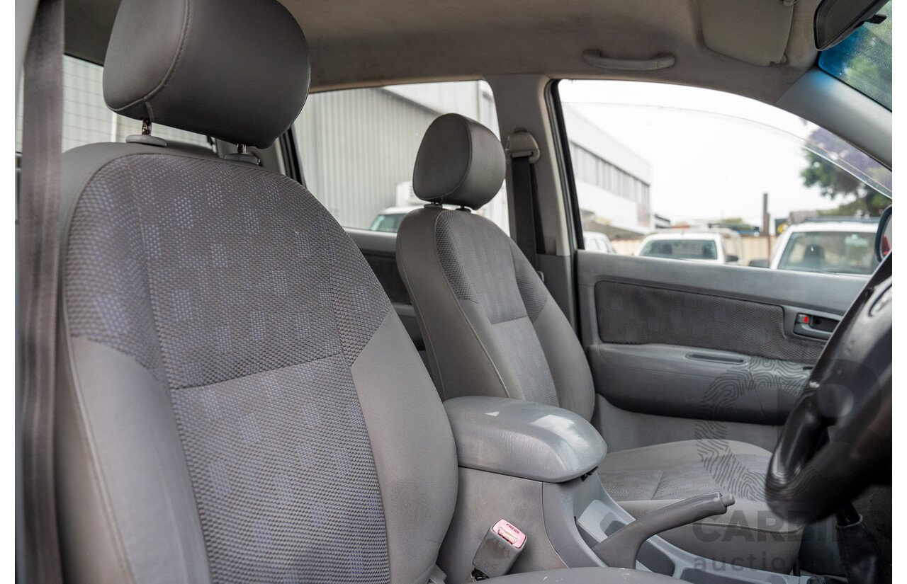 3/2005 Toyota Hilux LN147R Dual Cab P/Up Vanilla White Turbo Diesel 3.0L