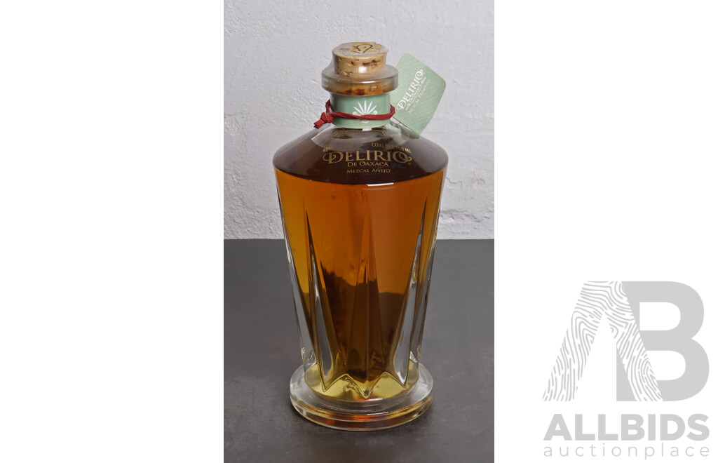 Limited Edition Delirio Mezcal De Oaxaca Anejo Mezcal