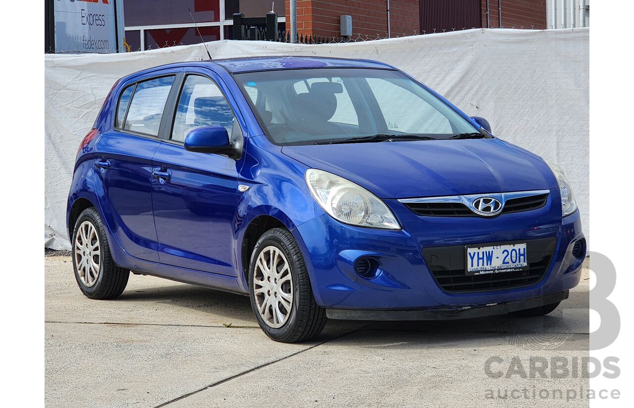 10/2011 Hyundai i20 Active PB MY11 5d Hatchback Blue 1.4L