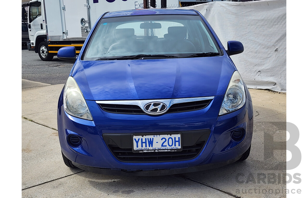 10/2011 Hyundai i20 Active PB MY11 5d Hatchback Blue 1.4L