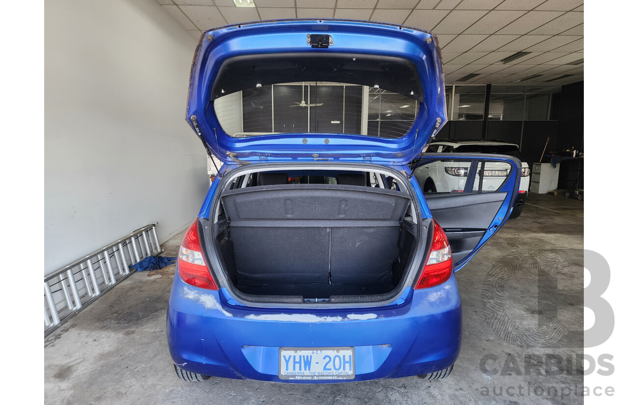 10/2011 Hyundai i20 Active PB MY11 5d Hatchback Blue 1.4L