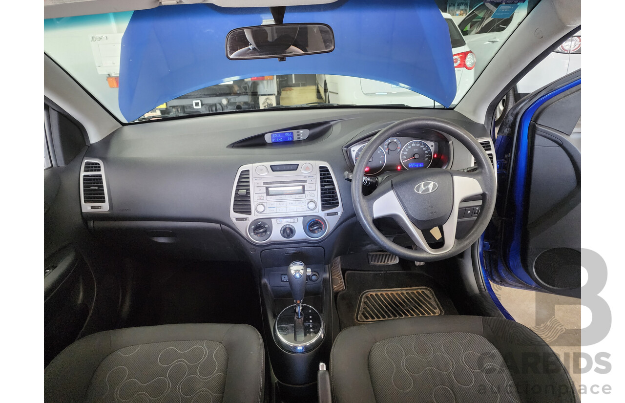 10/2011 Hyundai i20 Active PB MY11 5d Hatchback Blue 1.4L