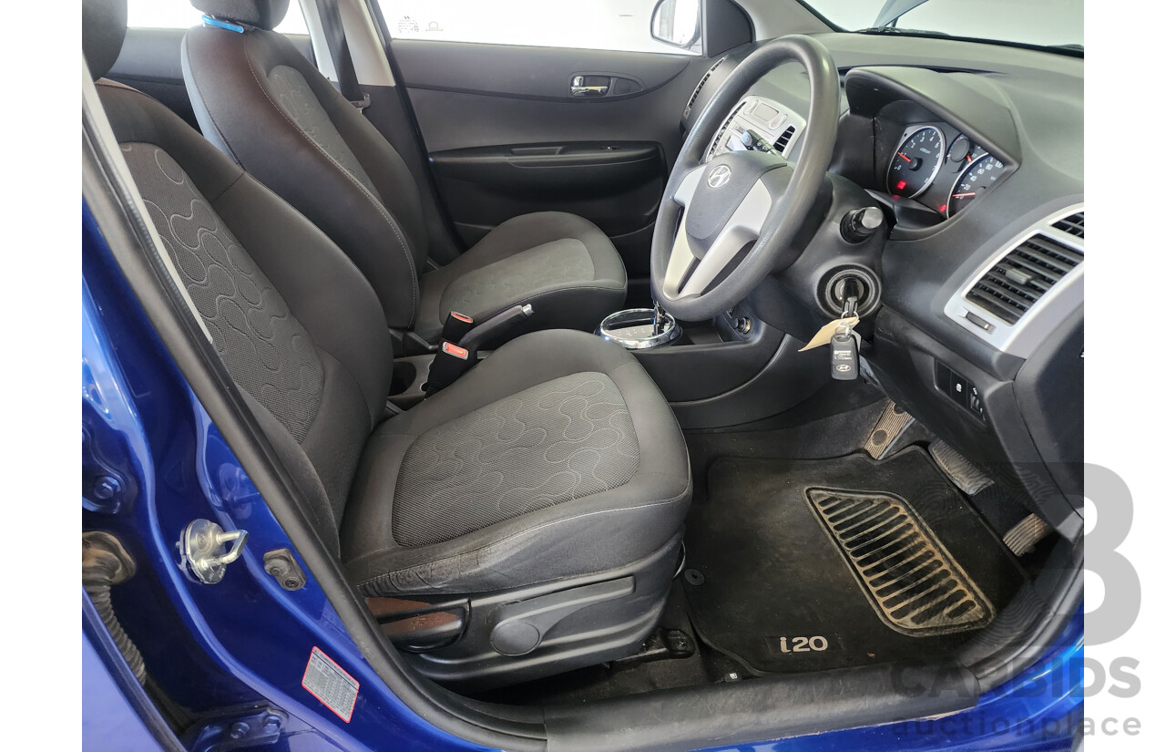 10/2011 Hyundai i20 Active PB MY11 5d Hatchback Blue 1.4L
