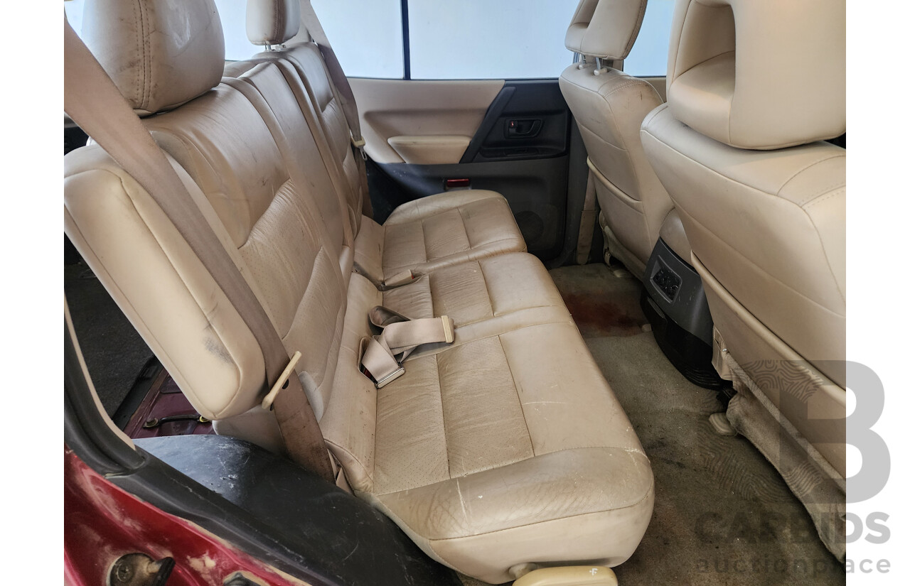 11/2001 Mitsubishi Pajero Exceed LWB (4x4) NM 4d Wagon Red 3.5L