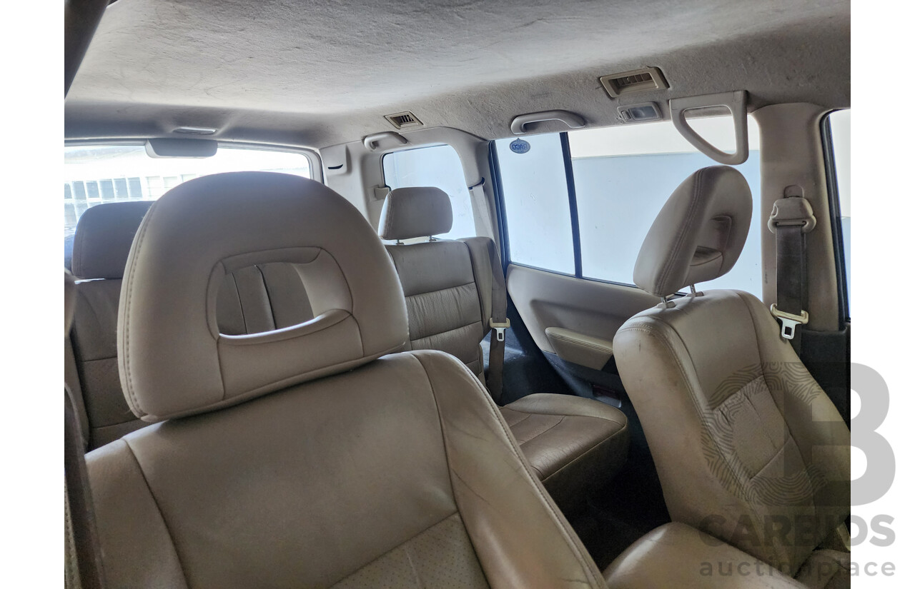 11/2001 Mitsubishi Pajero Exceed LWB (4x4) NM 4d Wagon Red 3.5L