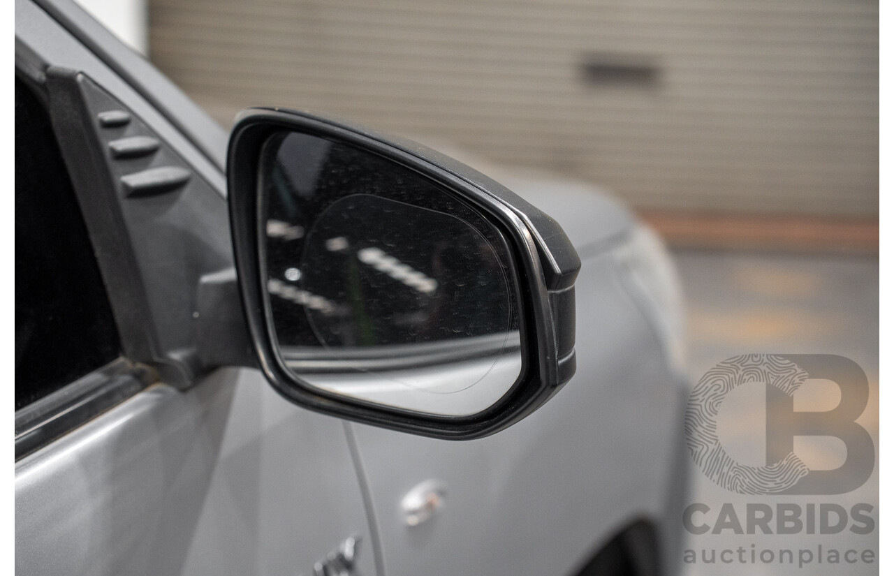 03/2018 Toyota Hilux Workmate TGN121R MY17 C/Chas Silver 2.7L