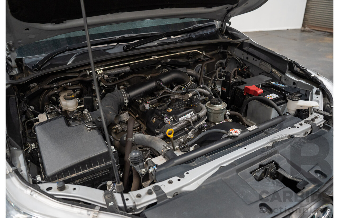 03/2018 Toyota Hilux Workmate TGN121R MY17 C/Chas Silver 2.7L