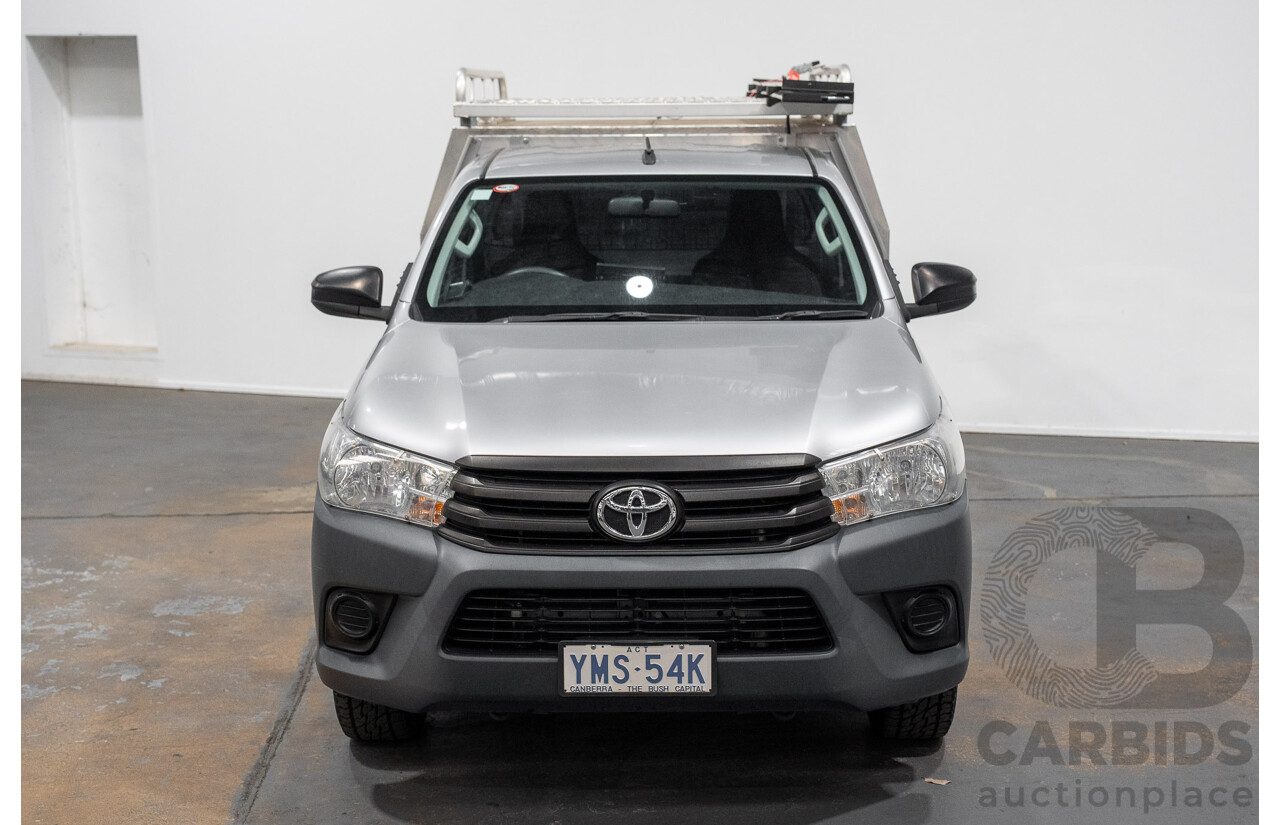 03/2018 Toyota Hilux Workmate TGN121R MY17 C/Chas Silver 2.7L