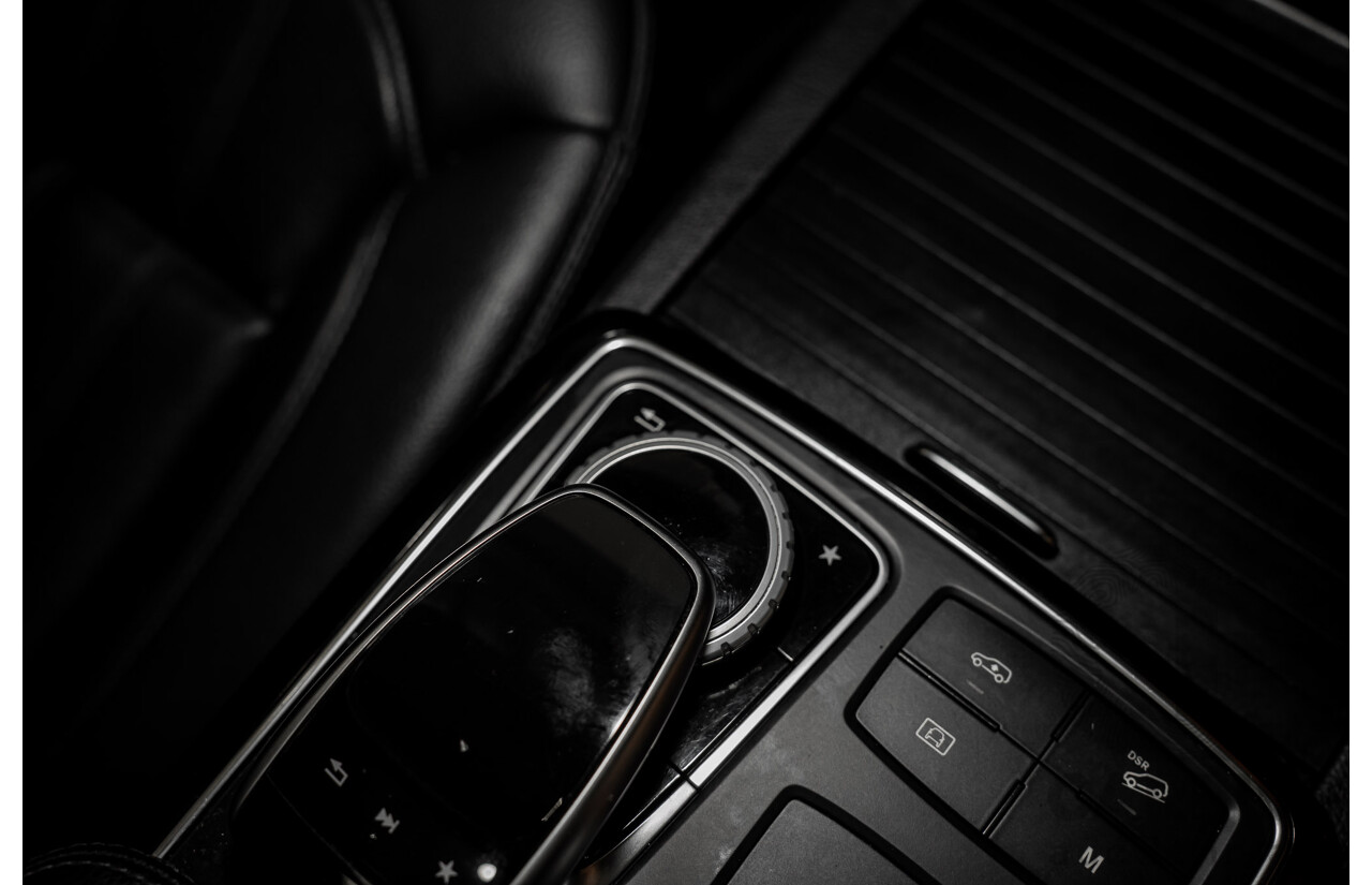 03/2018 Mercedes-Benz GLE 250d AMG Pack (AWD) 166 MY17.5 4D Wagon Selenite Grey Turbo Diesel 2.1L