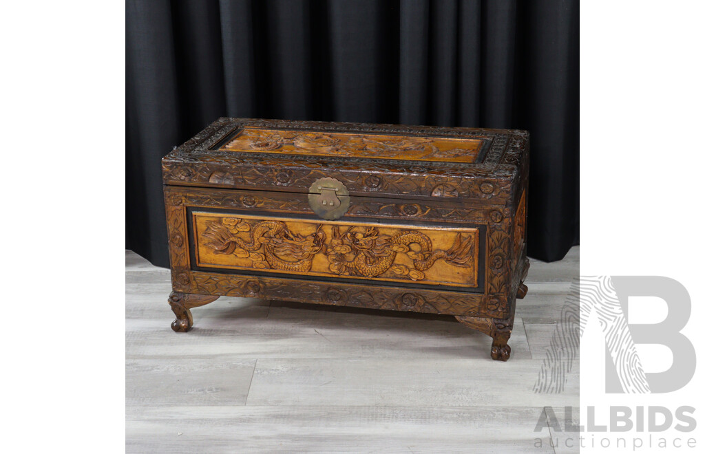 Carved Camphorwood Trunk