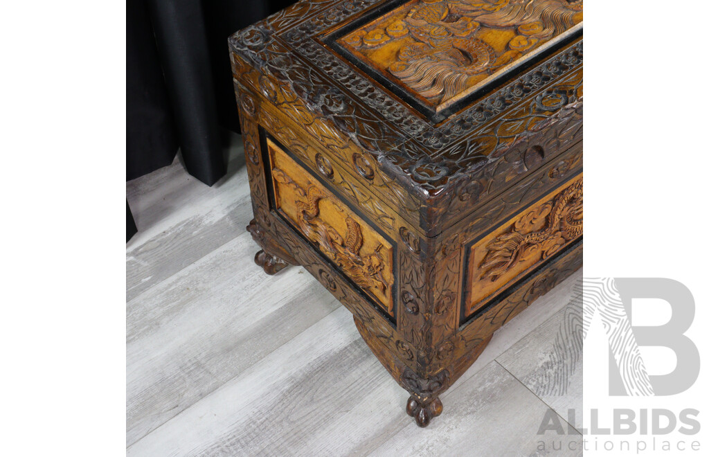 Carved Camphorwood Trunk