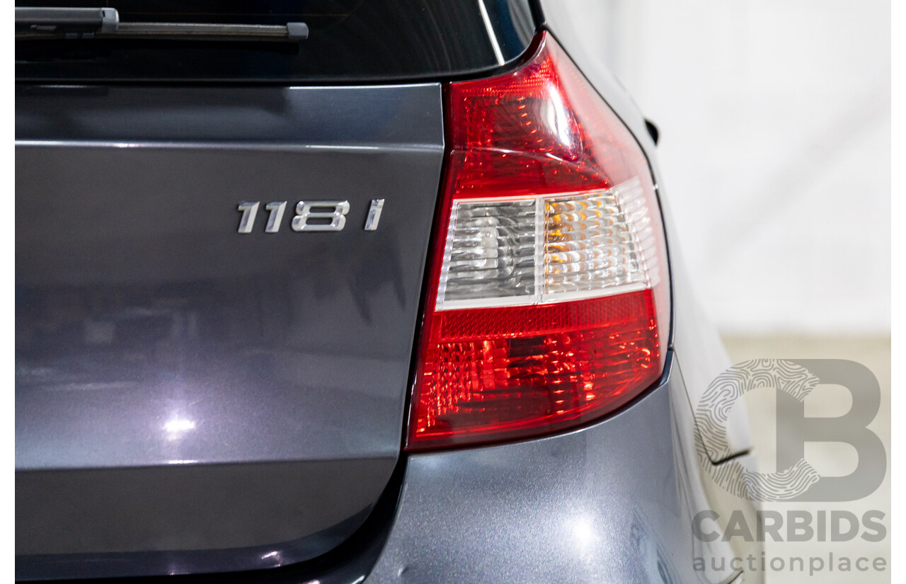 1/2007 BMW 118i E87 5d Hatchback Sparkling Graphite Metallic 2.0L