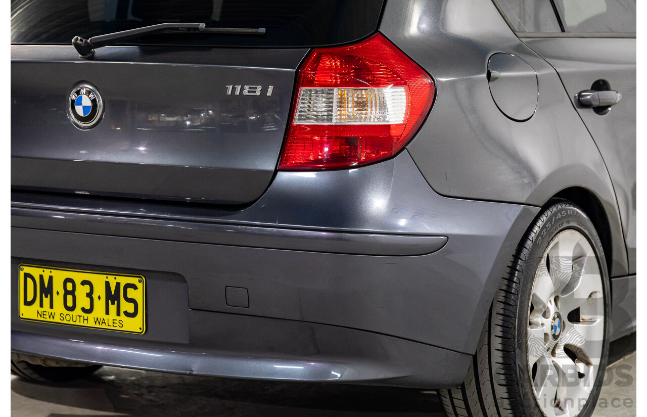 1/2007 BMW 118i E87 5d Hatchback Sparkling Graphite Metallic 2.0L