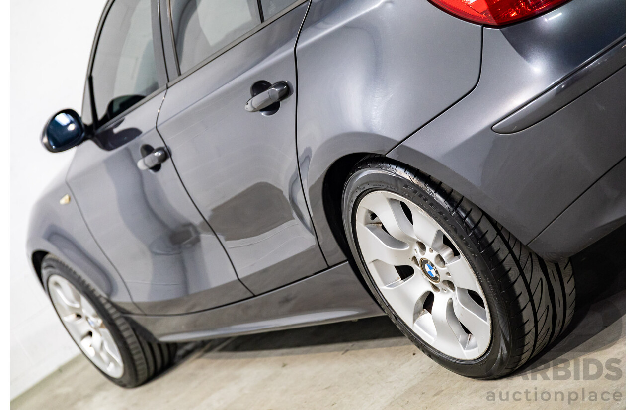 1/2007 BMW 118i E87 5d Hatchback Sparkling Graphite Metallic 2.0L