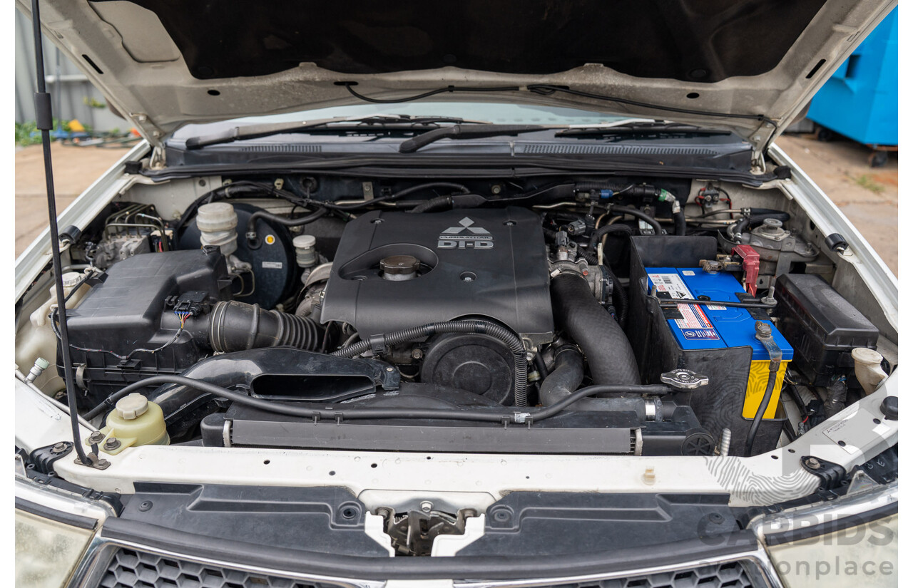 3/2011 Mitsubishi Challenger PB MY11 4d Wagon White Turbo Diesel 2.5L