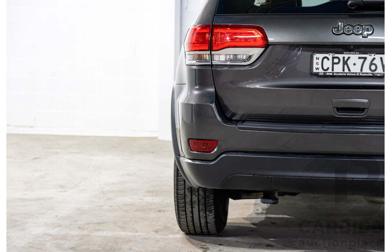 10/2013 Jeep Grand Cherokee Laredo WK MY14 4d Wagon Granite Crystal Pearl V6 3.6L