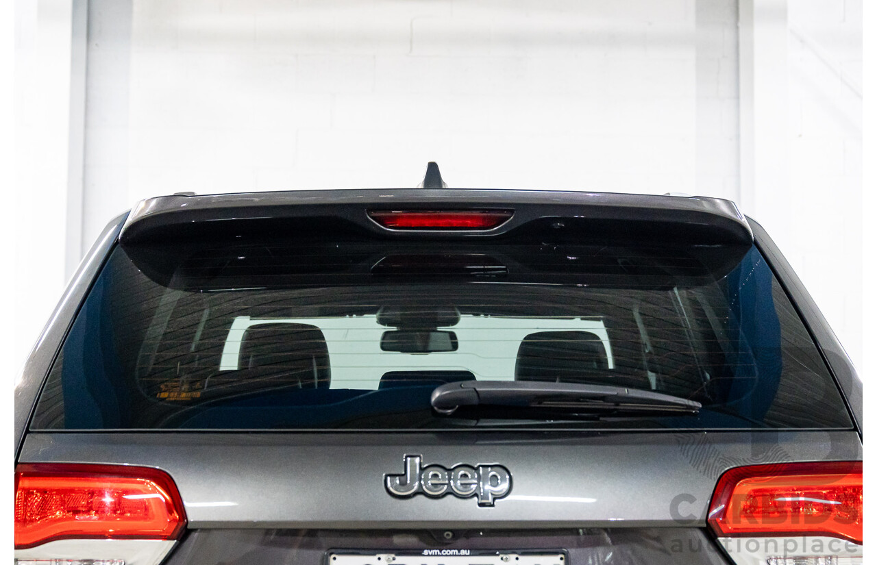 10/2013 Jeep Grand Cherokee Laredo WK MY14 4d Wagon Granite Crystal Pearl V6 3.6L