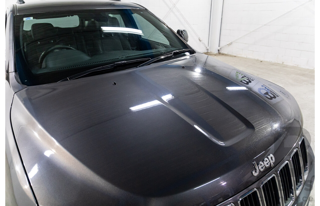 10/2013 Jeep Grand Cherokee Laredo WK MY14 4d Wagon Granite Crystal Pearl V6 3.6L