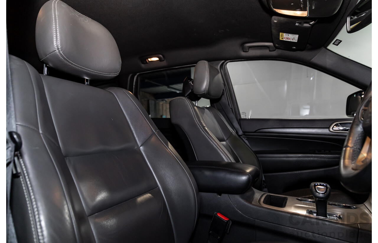 10/2013 Jeep Grand Cherokee Laredo WK MY14 4d Wagon Granite Crystal Pearl V6 3.6L