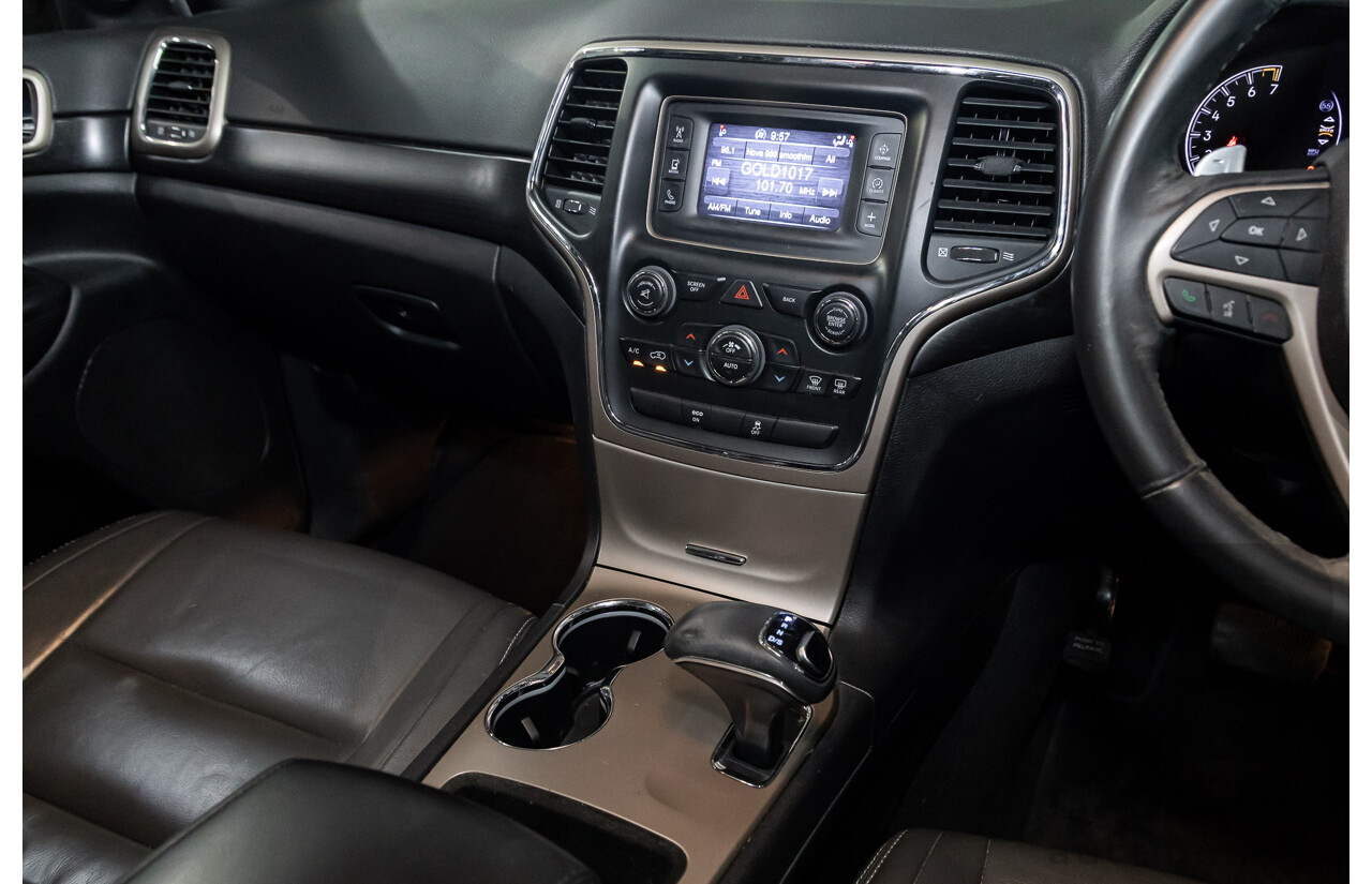 10/2013 Jeep Grand Cherokee Laredo WK MY14 4d Wagon Granite Crystal Pearl V6 3.6L