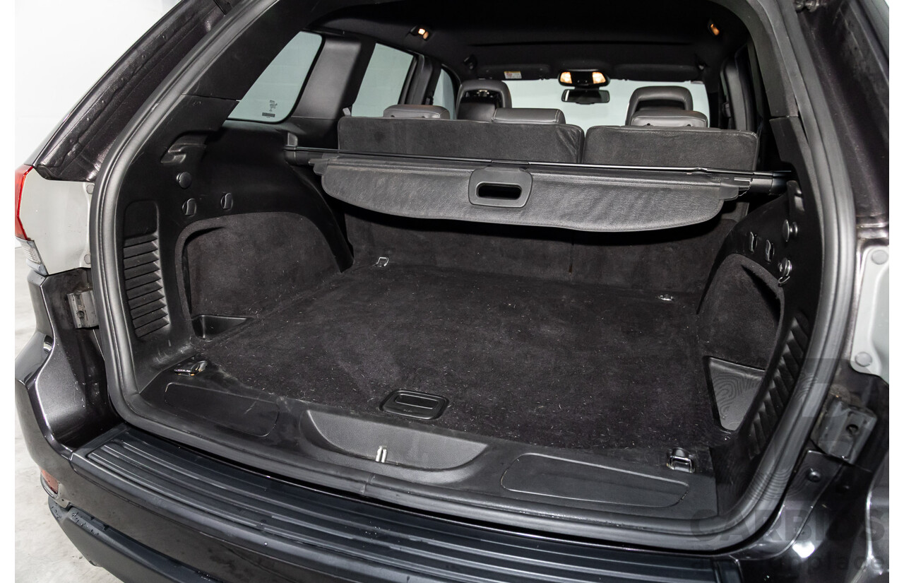 10/2013 Jeep Grand Cherokee Laredo WK MY14 4d Wagon Granite Crystal Pearl V6 3.6L