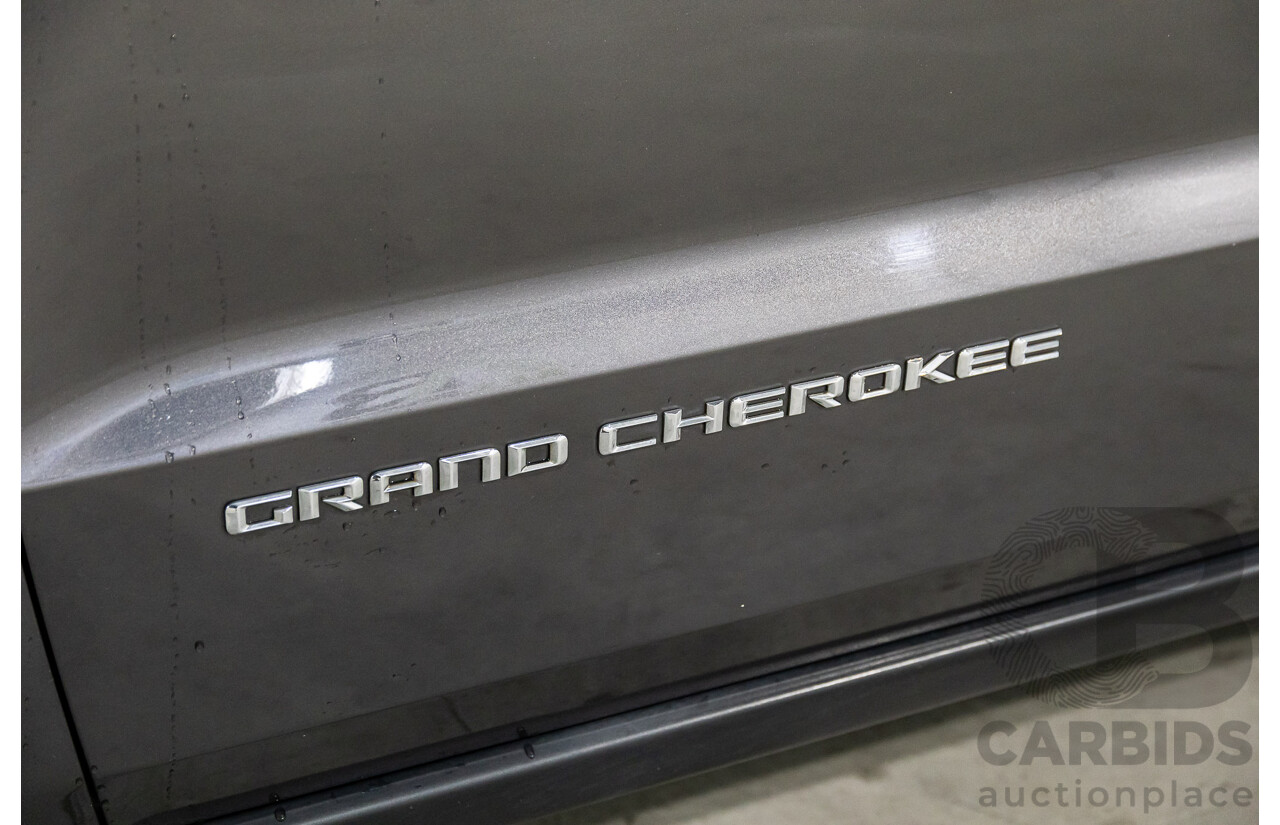 10/2013 Jeep Grand Cherokee Laredo WK MY14 4d Wagon Granite Crystal Pearl V6 3.6L