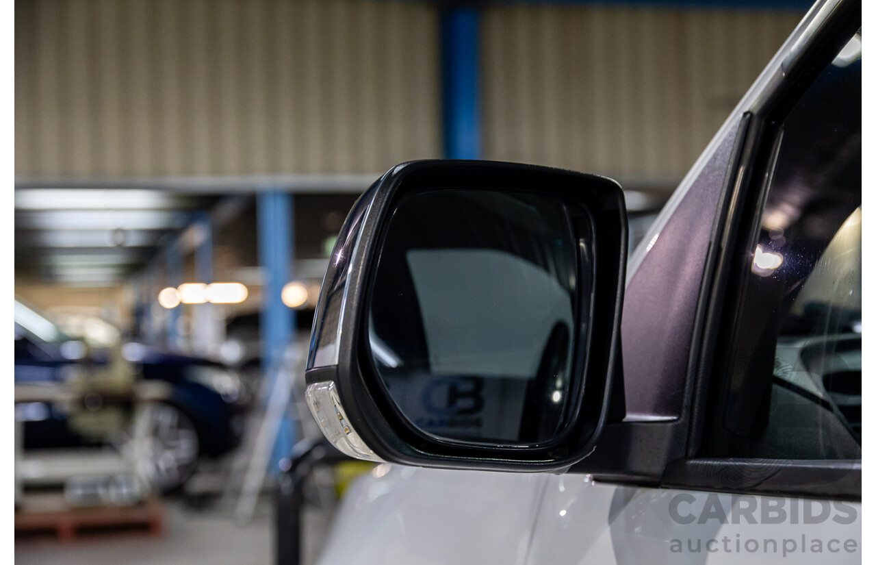 2/2013 Holden Colorado LTZ (4x4) RG Crew Cab P/Up Summit White Turbo Diesel 2.8L