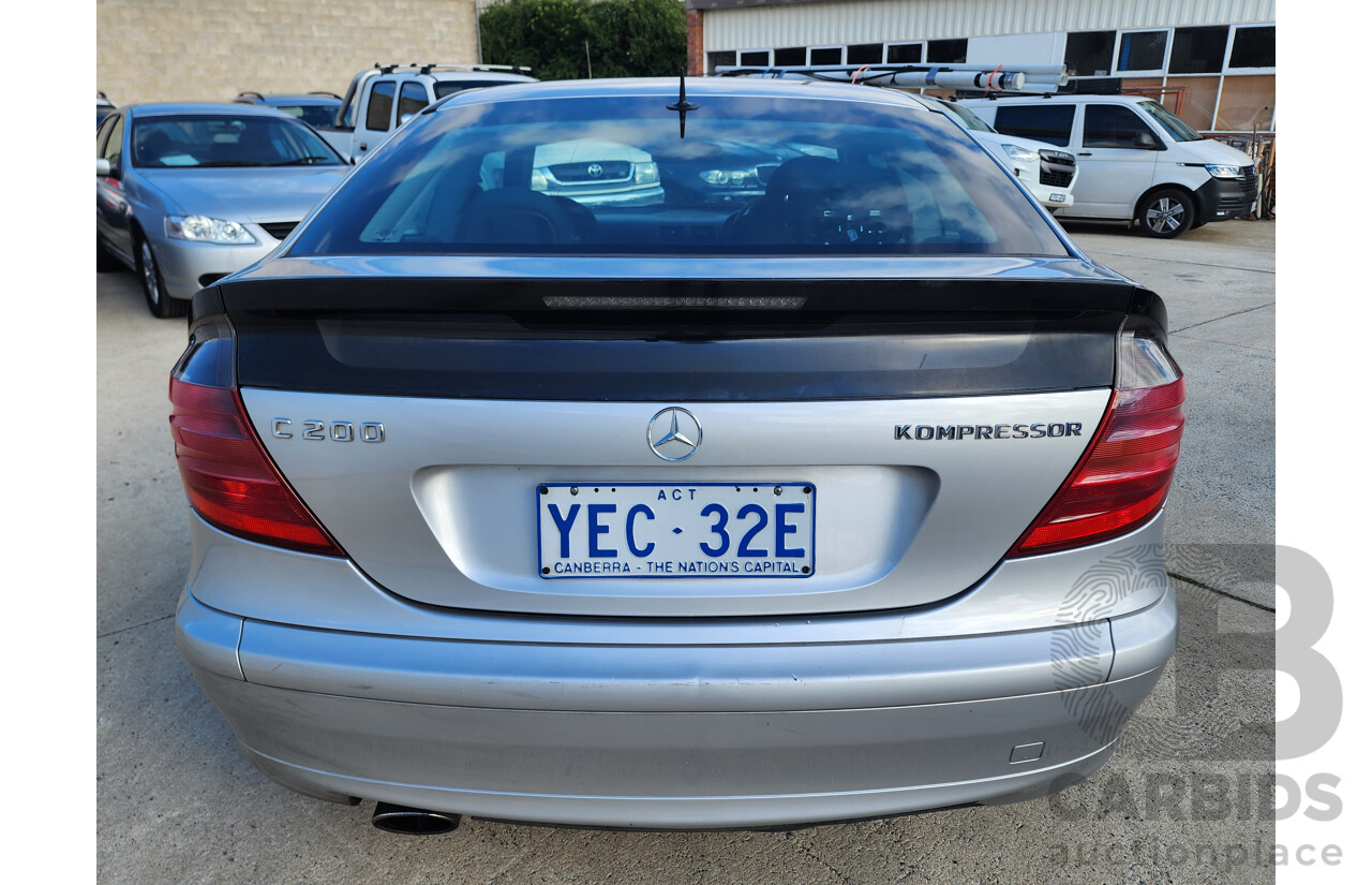 8/2002 Mercedes-Benz C200 Kompressor CL203 2d Coupe Silver 1.8L