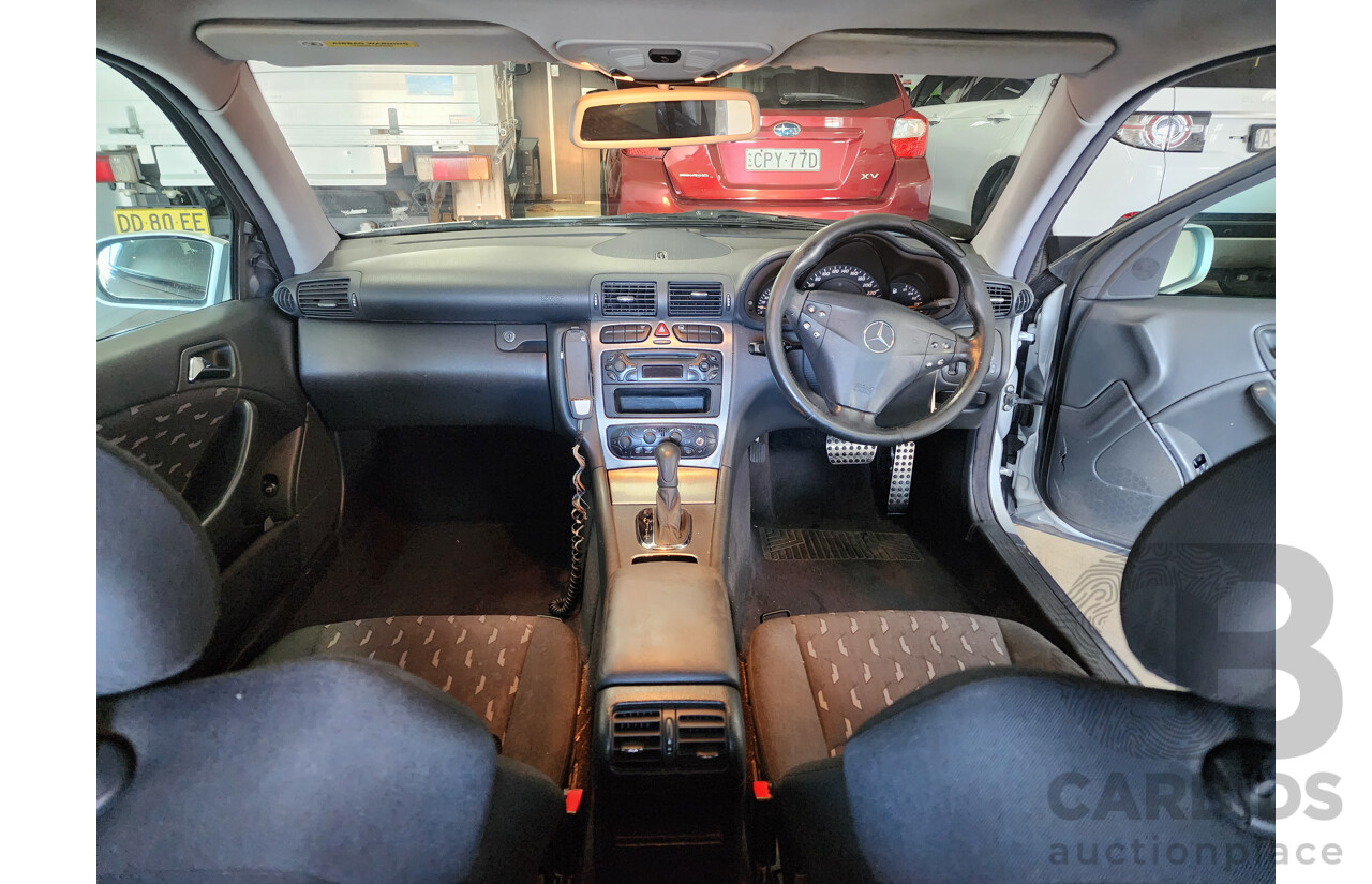 8/2002 Mercedes-Benz C200 Kompressor CL203 2d Coupe Silver 1.8L
