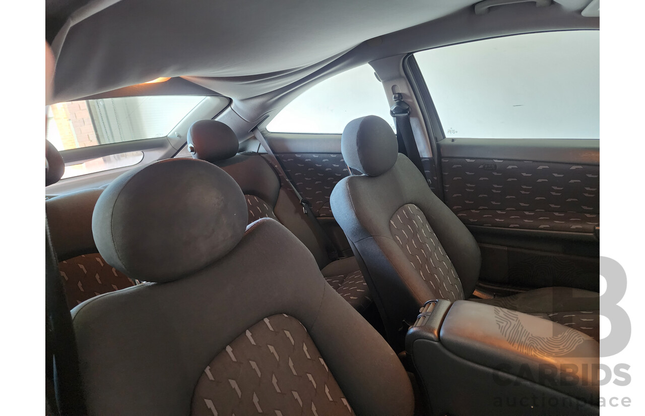 8/2002 Mercedes-Benz C200 Kompressor CL203 2d Coupe Silver 1.8L