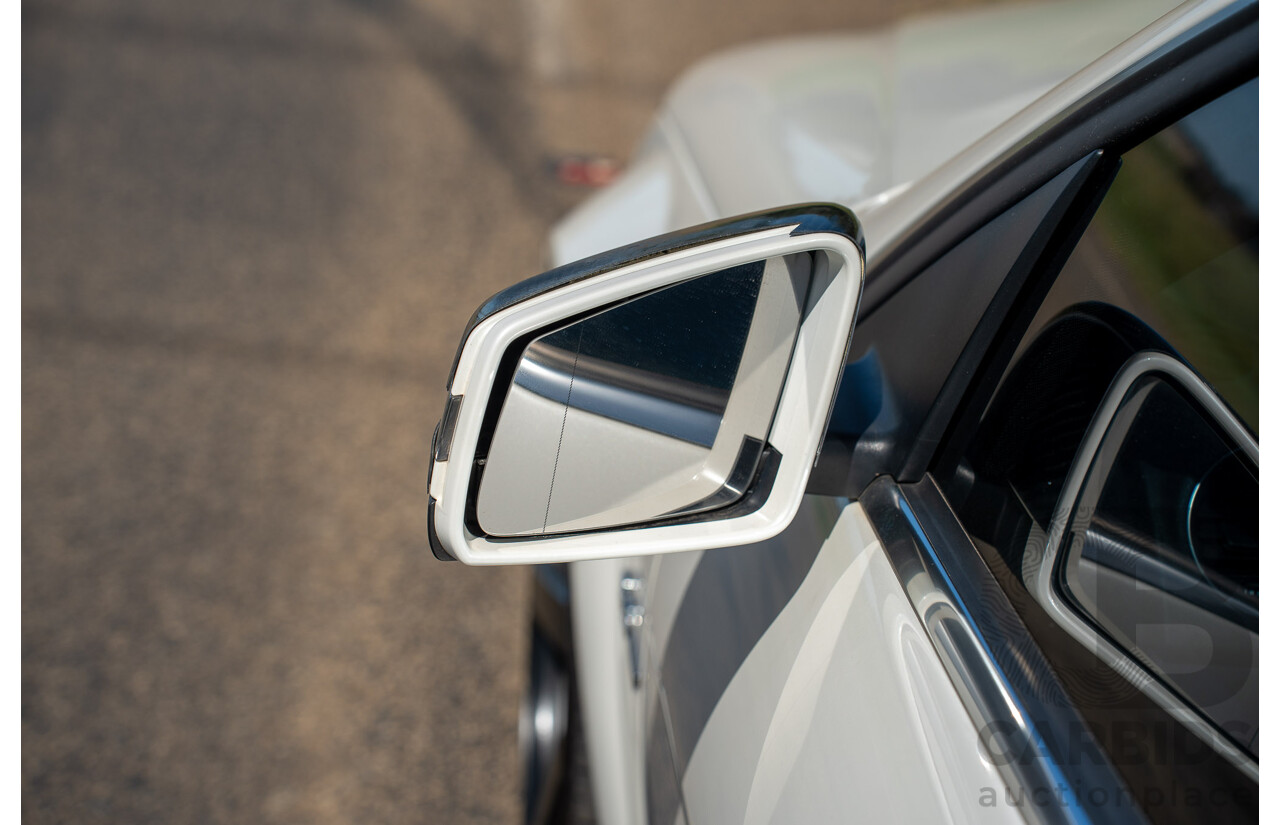 8/2012 Mercedes Benz C63 AMG W204 MY12 4d Sedan Diamond White Bright Metallic V8 6.3L