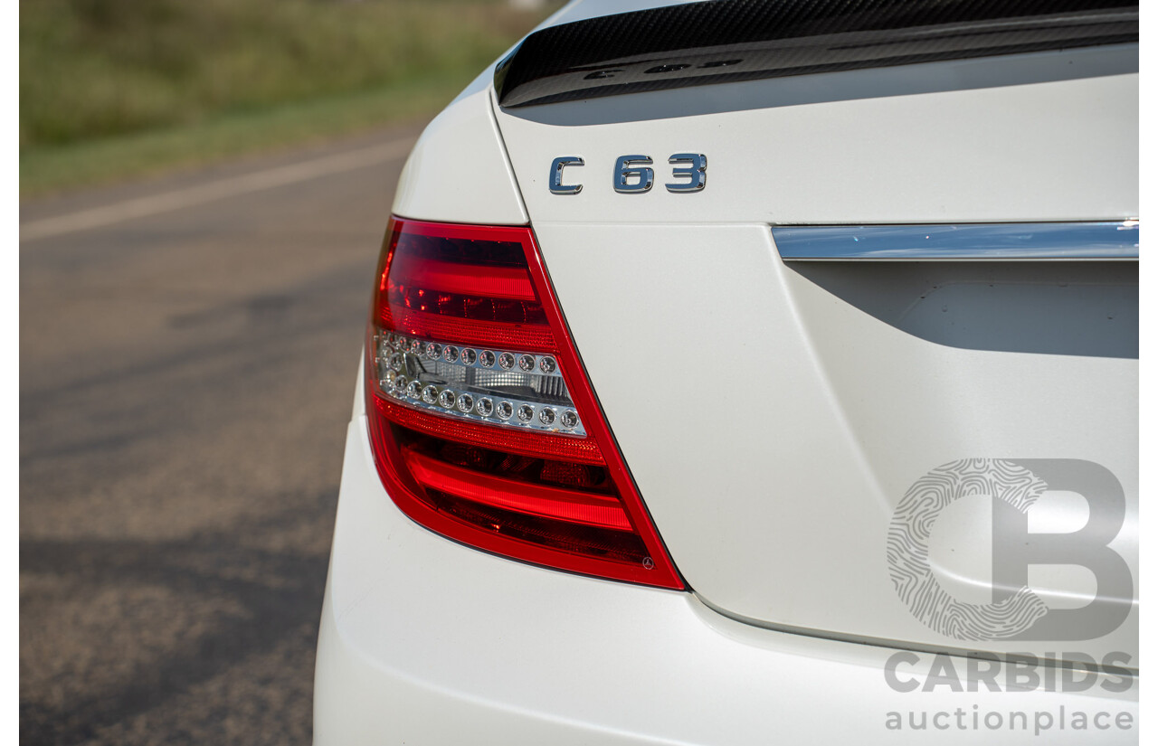 8/2012 Mercedes Benz C63 AMG W204 MY12 4d Sedan Diamond White Bright Metallic V8 6.3L
