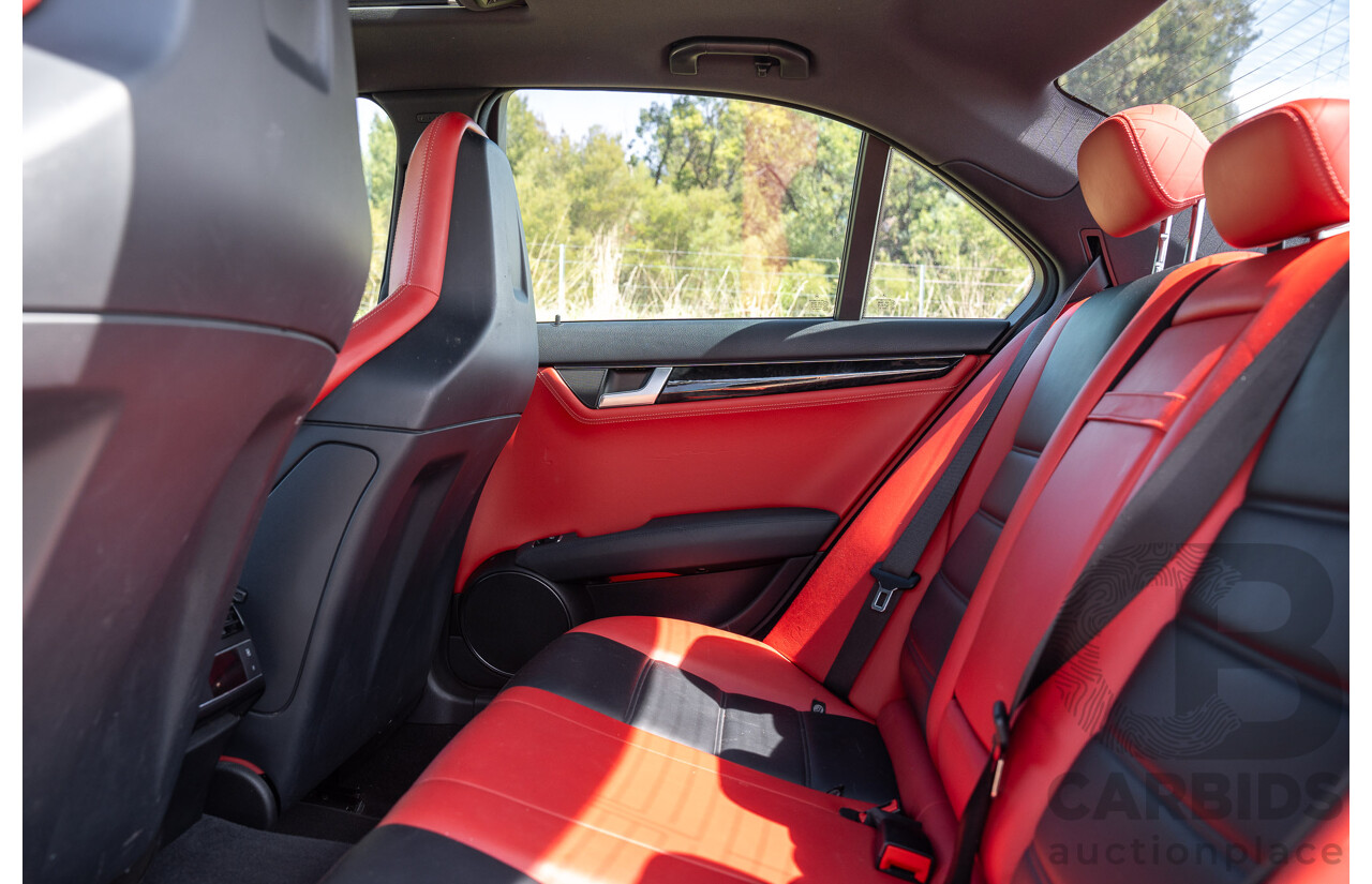 8/2012 Mercedes Benz C63 AMG W204 MY12 4d Sedan Diamond White Bright Metallic V8 6.3L