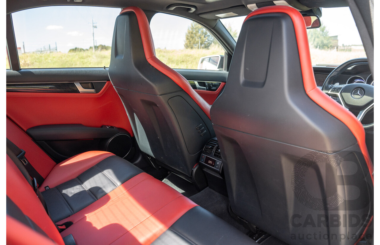 8/2012 Mercedes Benz C63 AMG W204 MY12 4d Sedan Diamond White Bright Metallic V8 6.3L