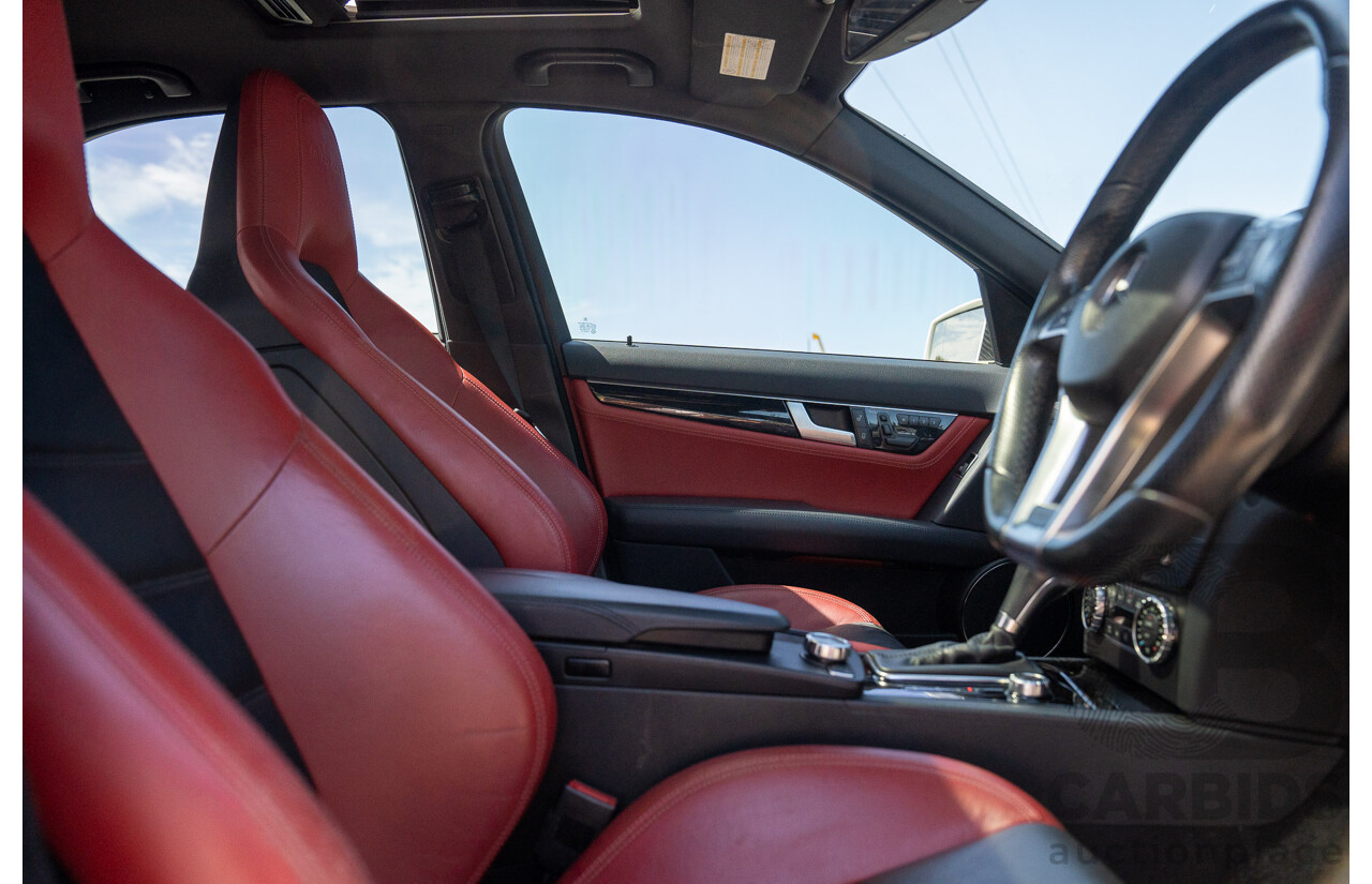 8/2012 Mercedes Benz C63 AMG W204 MY12 4d Sedan Diamond White Bright Metallic V8 6.3L