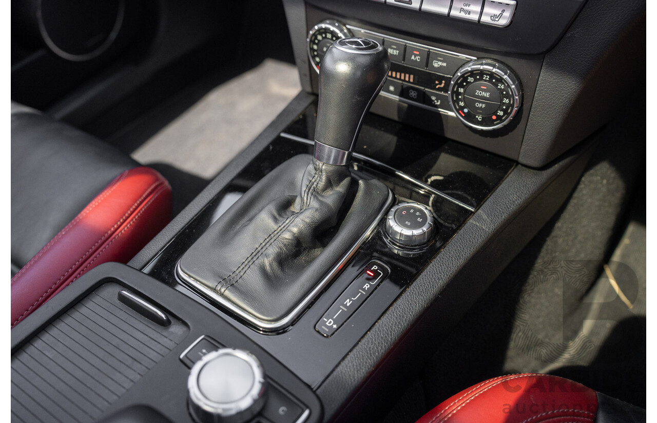 8/2012 Mercedes Benz C63 AMG W204 MY12 4d Sedan Diamond White Bright Metallic V8 6.3L